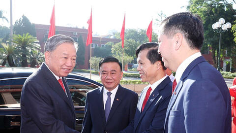 Tiếp tục phát triển vững mạnh, khẳng định vai trò “bộ tham mưu chiến lược” của Đảng, góp phần quan trọng cùng toàn Đảng, toàn dân, toàn quân ta đưa đất nước vững bước trong kỷ nguyên mới