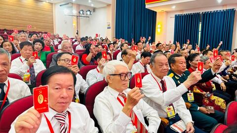 Quy định số 294-QĐ/TW về thi hành Điều lệ Đảng