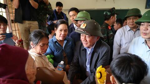 Việt Nam thiết lập quan hệ đối tác chiến lược với các nước; tập trung công tác cứu trợ người dân vùng mưa lũ