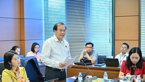 Giải quyết nút thắt vận hành chính quyền địa phương 2 cấp; khắc phục hậu quả mưa lũ tại miền Trung