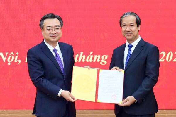 Đồng chí Nguyễn Kim Sơn và đồng chí Nguyễn Sỹ Hiệp giữ chức Phó Trưởng Ban Chính sách, chiến lược Trung ương