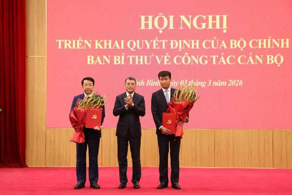 Đồng chí Trần Huy Tuấn giữ chức Bí thư Tỉnh ủy Ninh Bình